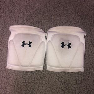 White knee pads